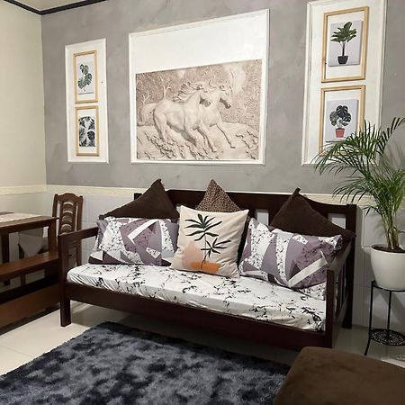 Luxury Suites At Brenthill Багио Экстерьер фото