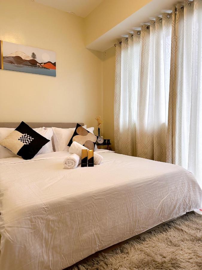 Luxury Suites At Brenthill Багио Экстерьер фото