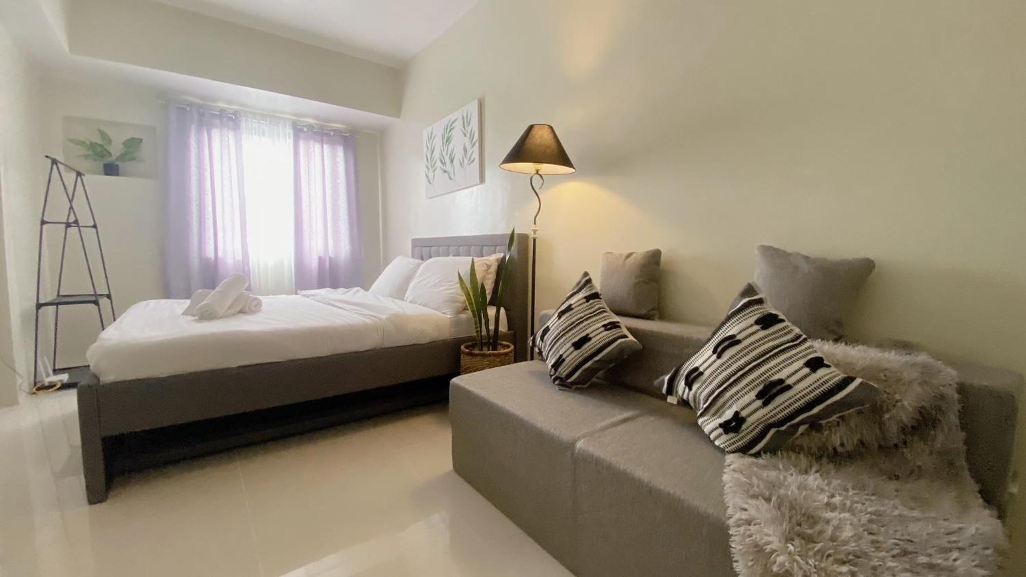 Luxury Suites At Brenthill Багио Экстерьер фото